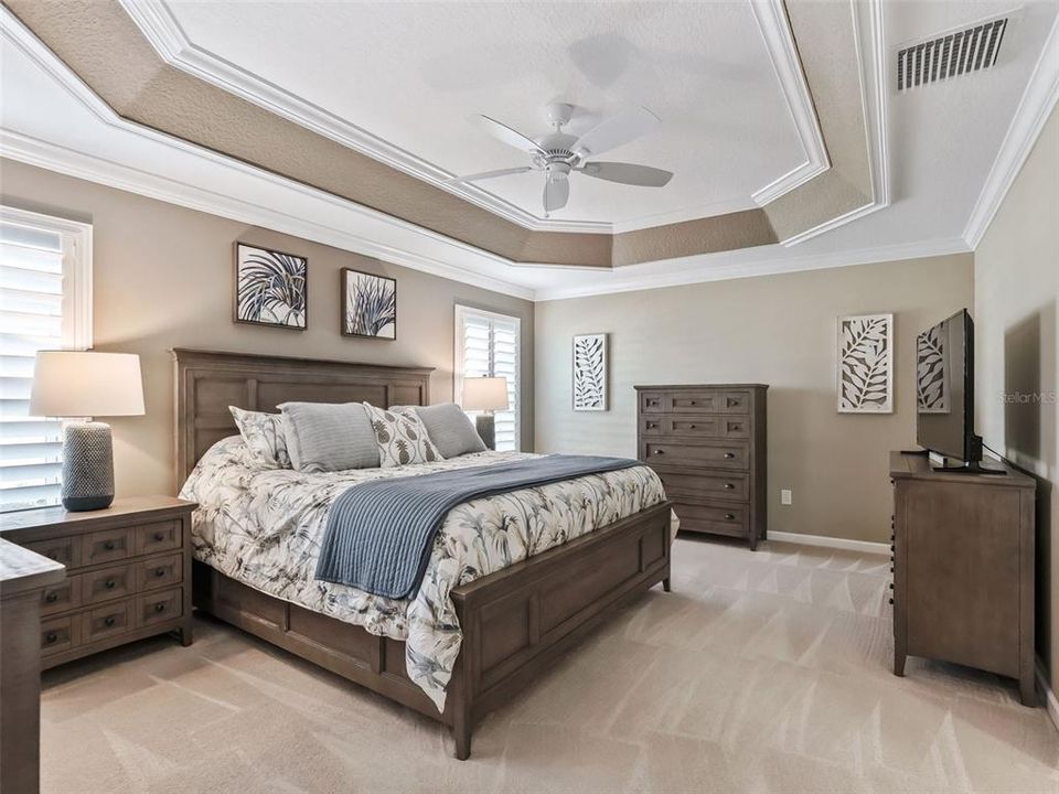 Active With Contract: $679,900 (3 beds, 3 baths, 1905 Square Feet)