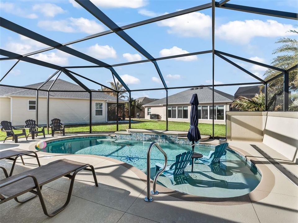 Active With Contract: $679,900 (3 beds, 3 baths, 1905 Square Feet)
