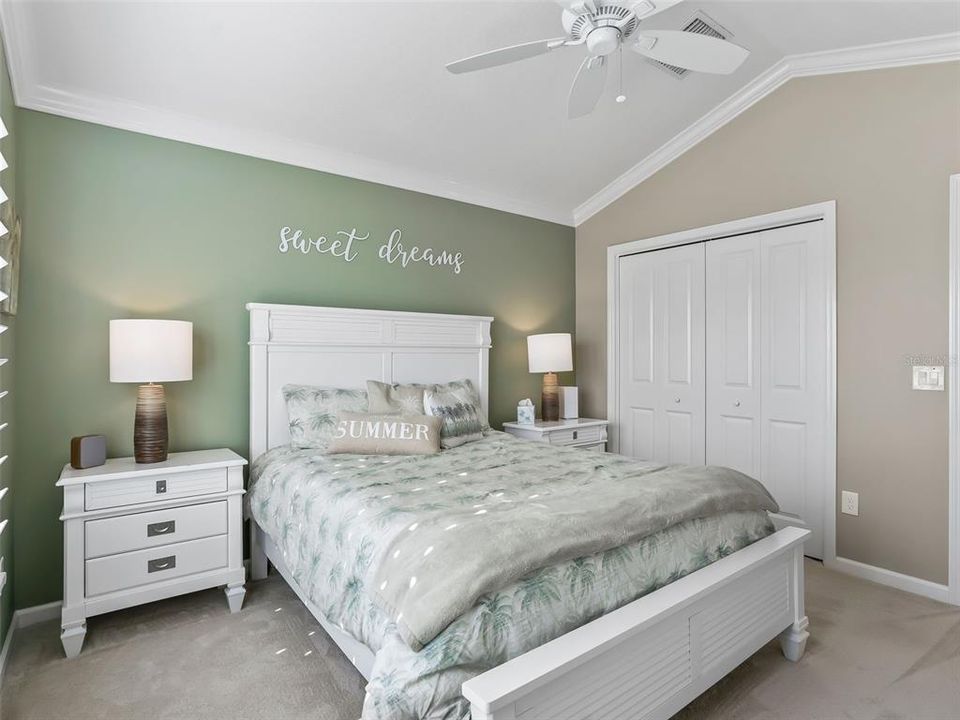 Active With Contract: $679,900 (3 beds, 3 baths, 1905 Square Feet)