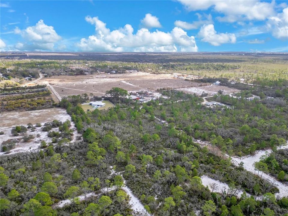 待售: $39,000 (1.25 acres)