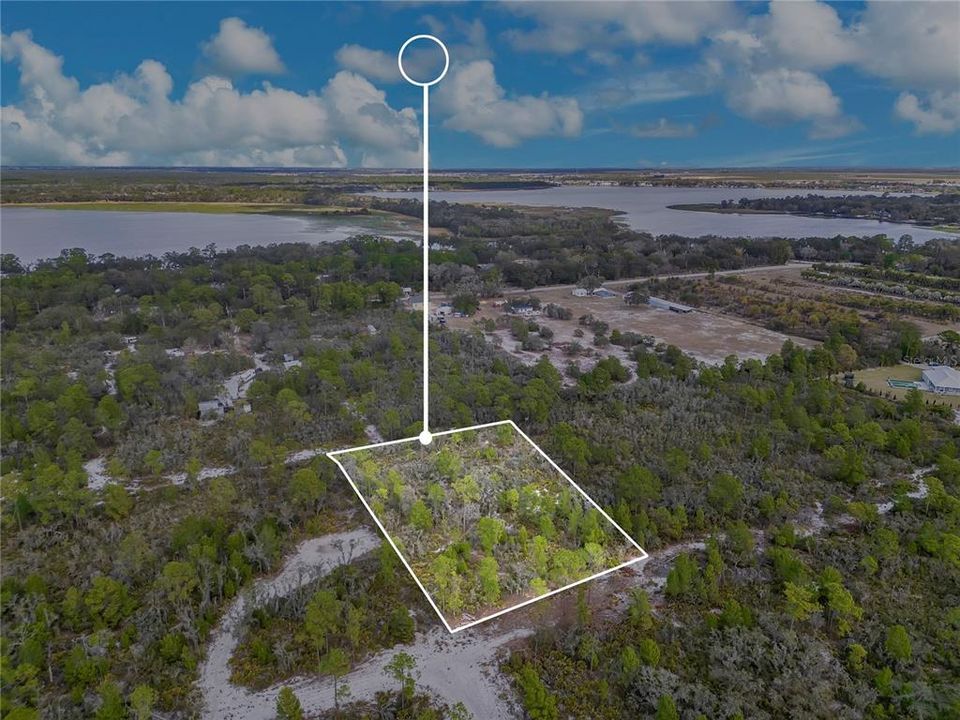 待售: $39,000 (1.25 acres)