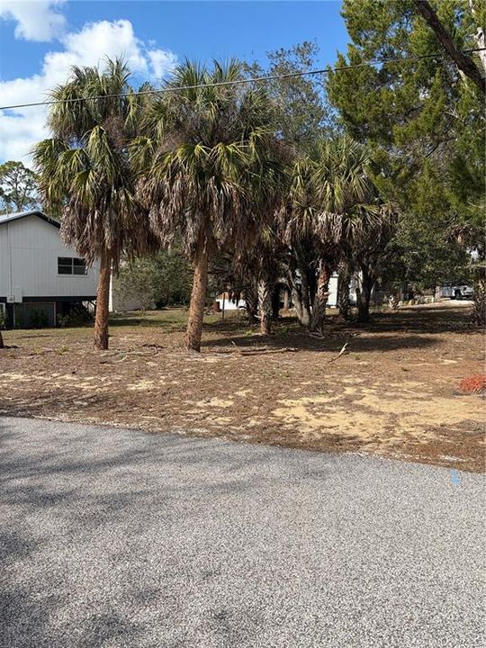 Vendido Recientemente: $75,000 (0.14 acres)