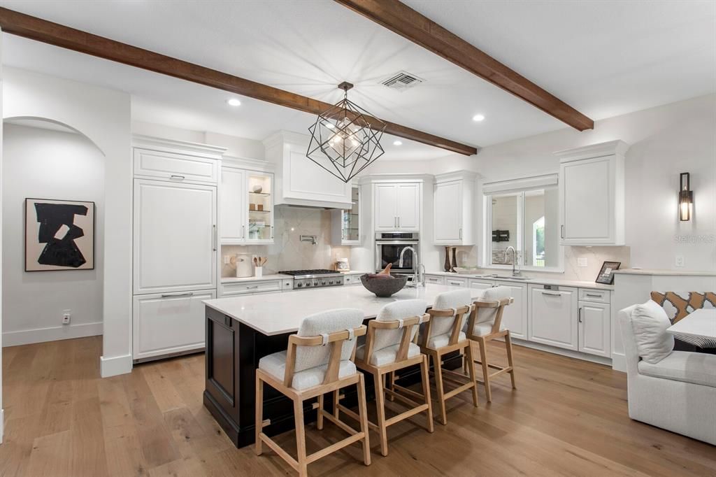 For Sale: $2,625,000 (4 beds, 4 baths, 5059 Square Feet)