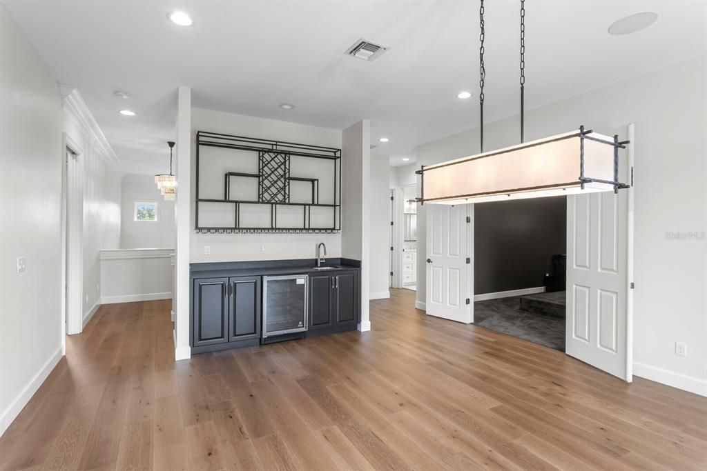 For Sale: $2,625,000 (4 beds, 4 baths, 5059 Square Feet)