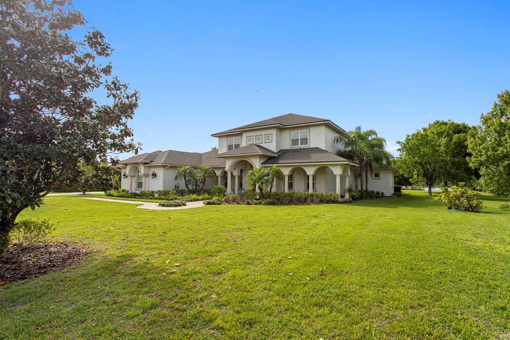 For Sale: $2,625,000 (4 beds, 4 baths, 5059 Square Feet)