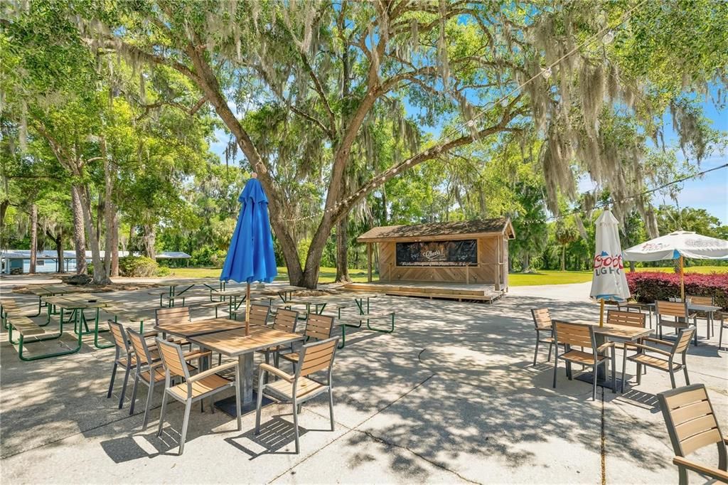 Active With Contract: $489,000 (4 beds, 2 baths, 2604 Square Feet)