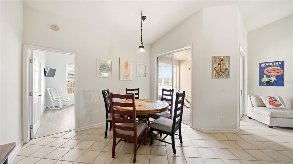 For Sale: $249,900 (3 beds, 2 baths, 1428 Square Feet)