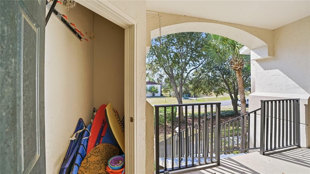 For Sale: $249,900 (3 beds, 2 baths, 1428 Square Feet)