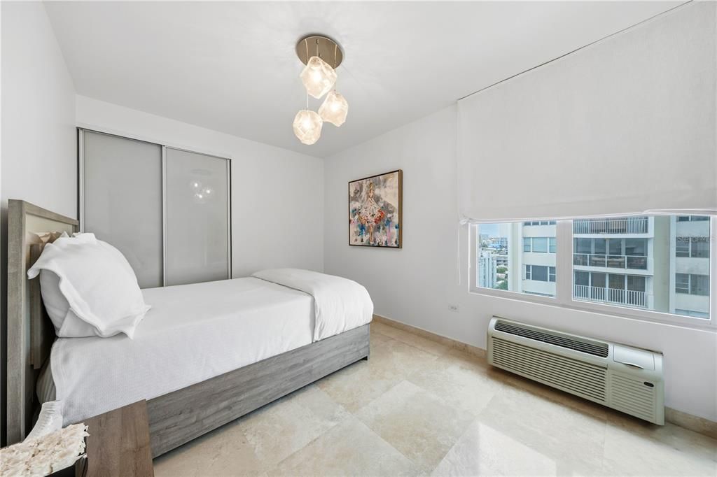 Active With Contract: $2,850,000 (4 beds, 4 baths, 2936 Square Feet)