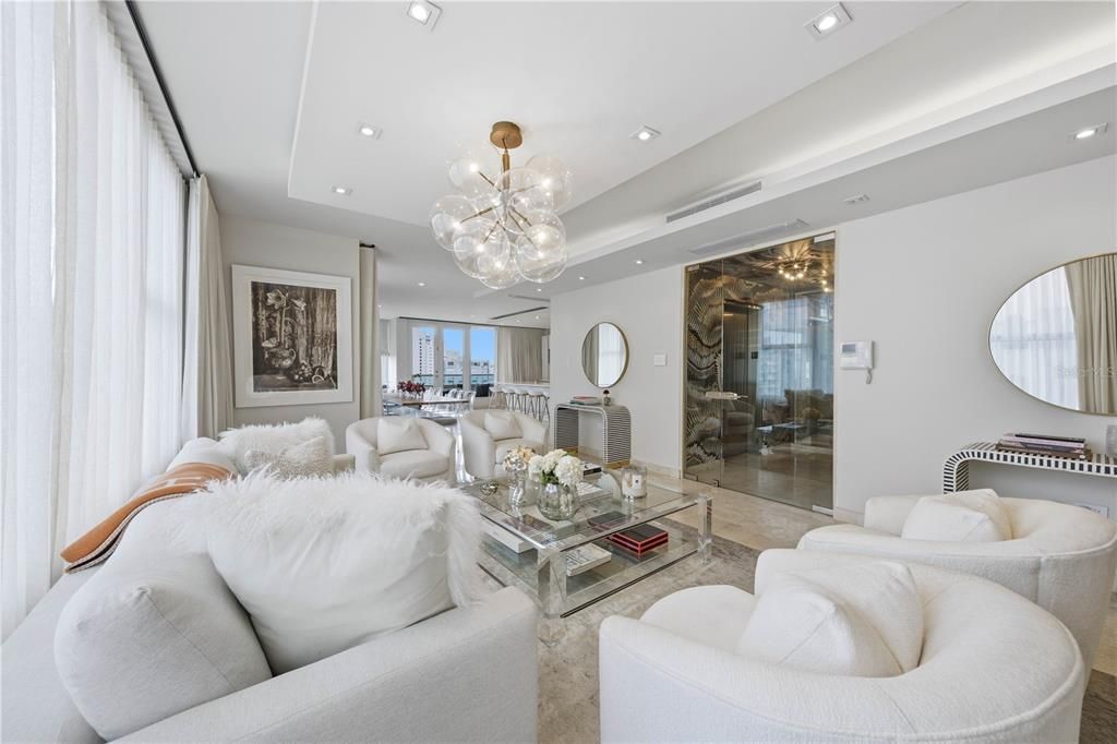 Active With Contract: $2,850,000 (4 beds, 4 baths, 2936 Square Feet)