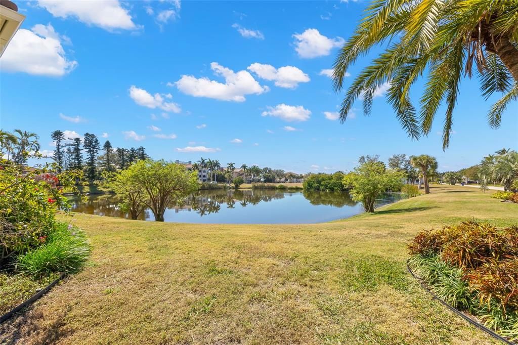 For Sale: $3,749,000 (4 beds, 5 baths, 6367 Square Feet)