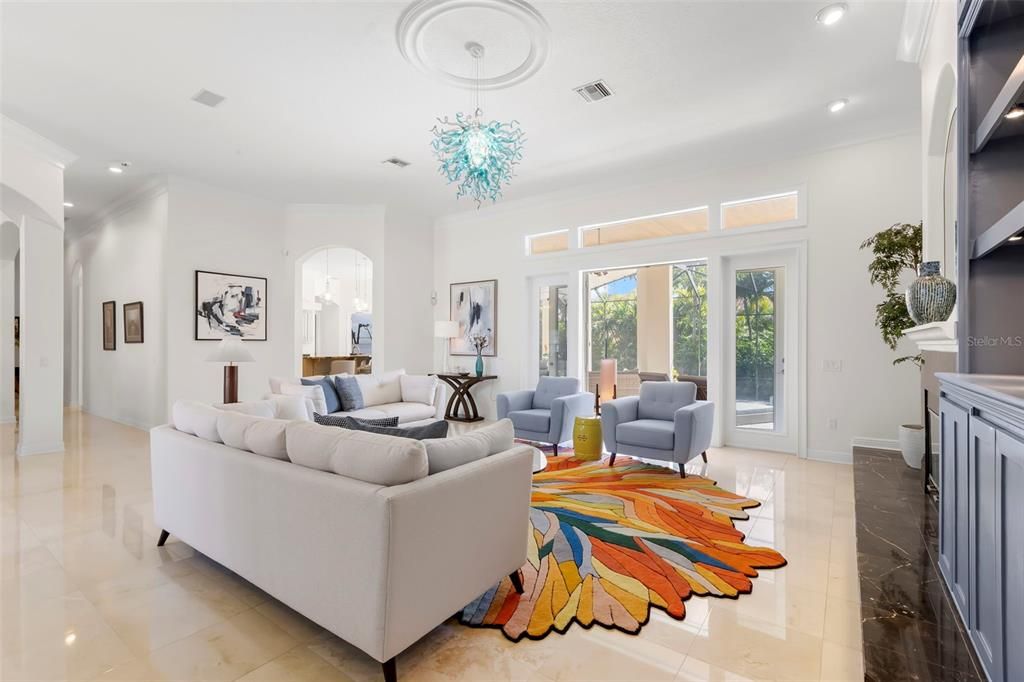 For Sale: $3,749,000 (4 beds, 5 baths, 6367 Square Feet)