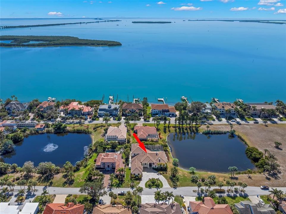 For Sale: $3,749,000 (4 beds, 5 baths, 6367 Square Feet)