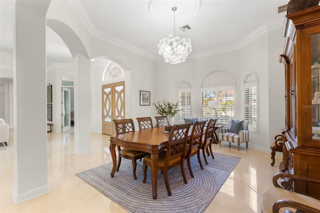 For Sale: $3,749,000 (4 beds, 5 baths, 6367 Square Feet)