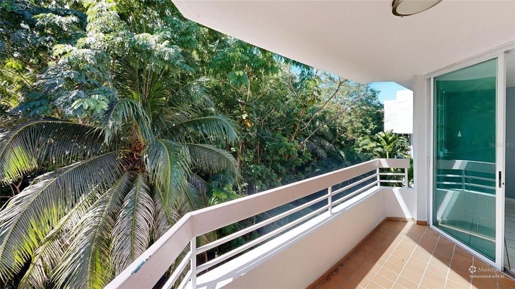 出租: $2,000 (3 贝兹, 2 浴室, 1900 平方英尺)