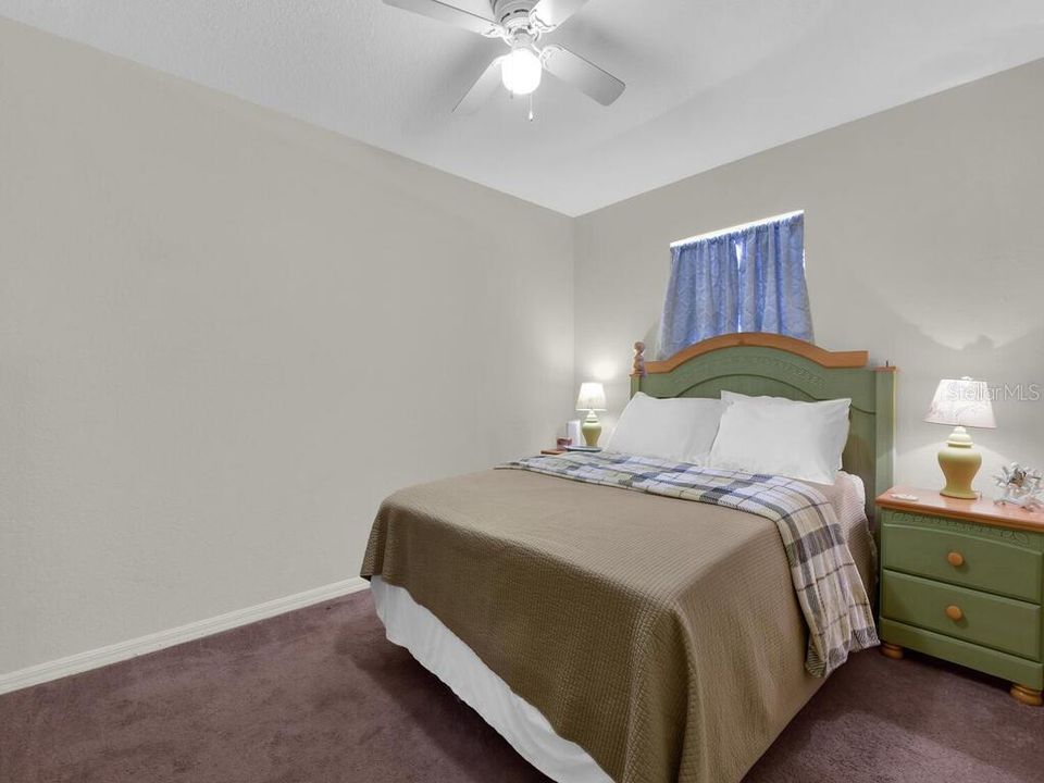 待售: $449,000 (6 贝兹, 0 浴室, 2382 平方英尺)