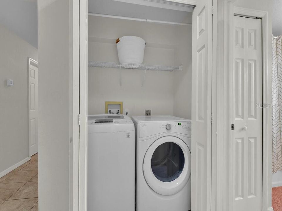 待售: $449,000 (6 贝兹, 0 浴室, 2382 平方英尺)