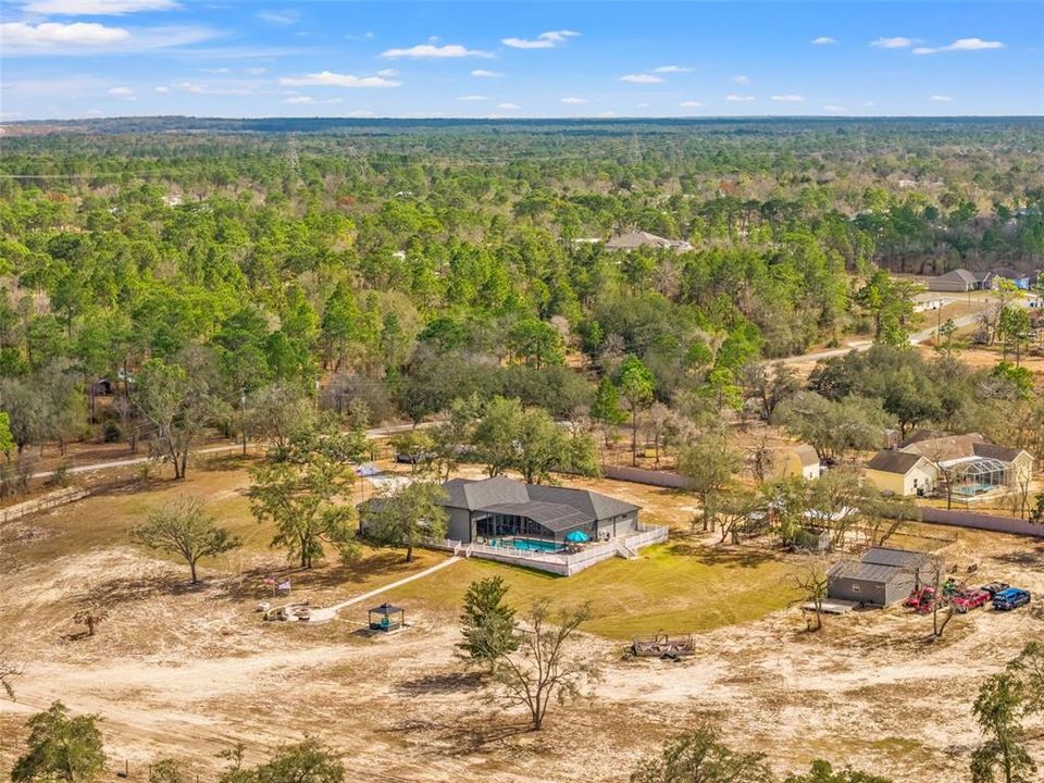 En Venta: $1,275,000 (5 camas, 2 baños, 3500 Pies cuadrados)