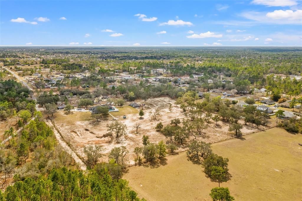 En Venta: $1,275,000 (5 camas, 2 baños, 3500 Pies cuadrados)