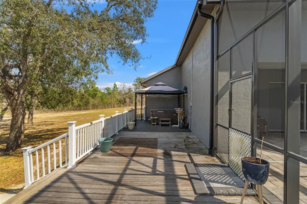 En Venta: $1,275,000 (5 camas, 2 baños, 3500 Pies cuadrados)