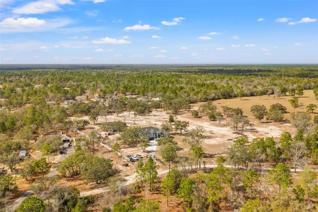 En Venta: $1,275,000 (5 camas, 2 baños, 3500 Pies cuadrados)
