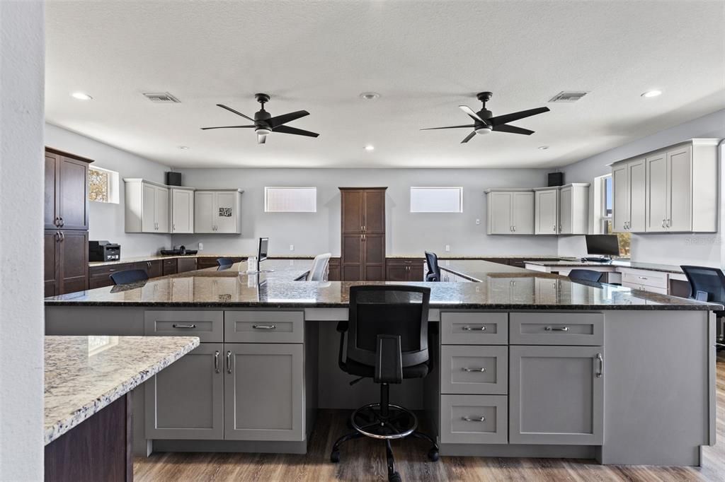 En Venta: $1,275,000 (5 camas, 2 baños, 3500 Pies cuadrados)