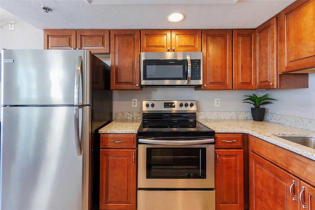 Activo con contrato: $284,000 (1 camas, 1 baños, 974 Pies cuadrados)