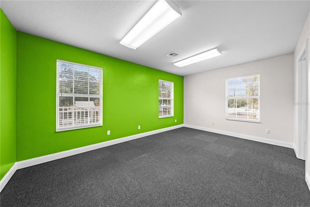 For Sale: $999,999 (0 beds, 0 baths, 4140 Square Feet)