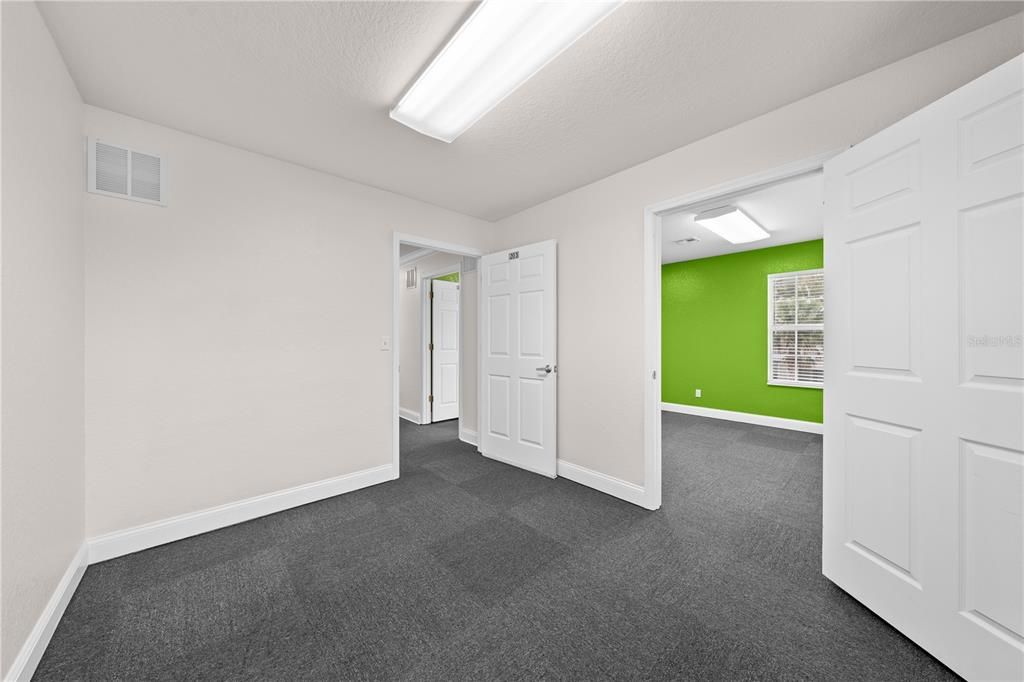 For Sale: $999,999 (0 beds, 0 baths, 4140 Square Feet)