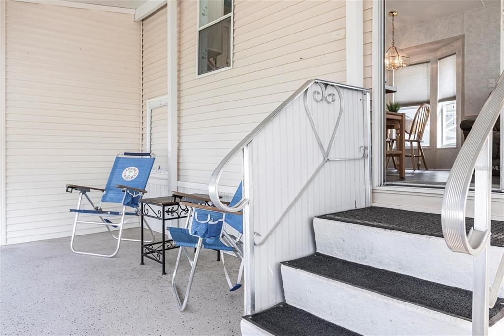For Sale: $115,000 (1 beds, 1 baths, 408 Square Feet)