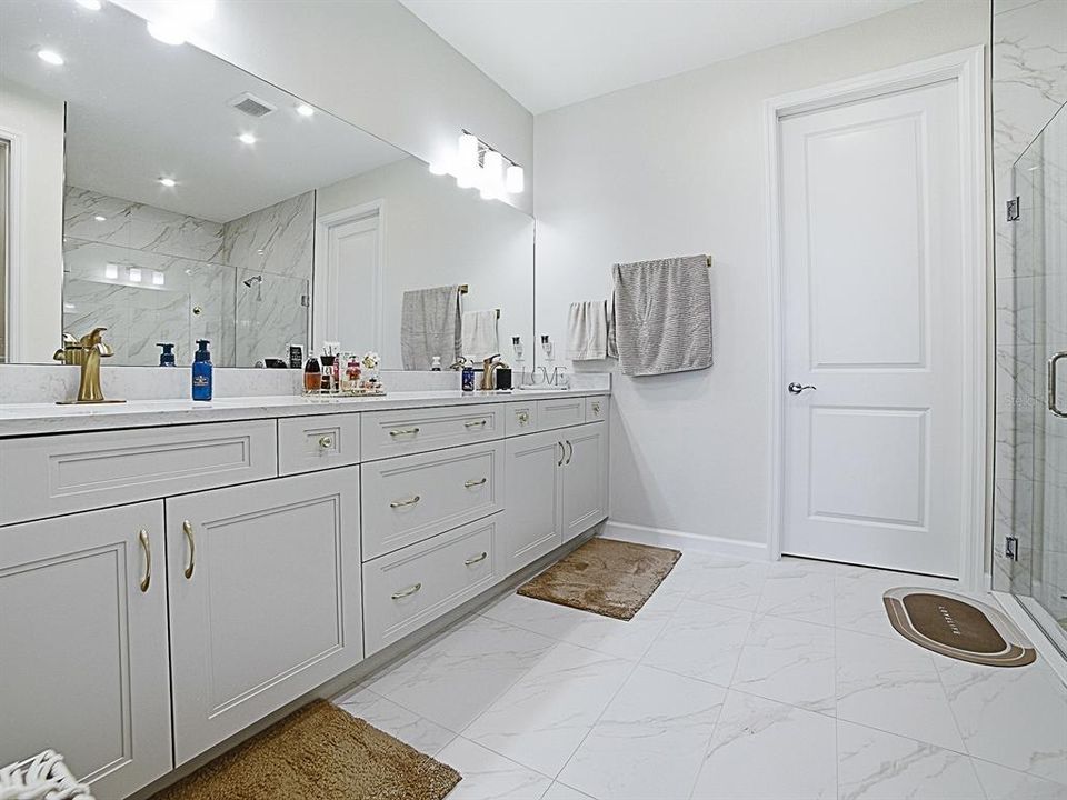 En Venta: $517,000 (2 camas, 2 baños, 1968 Pies cuadrados)