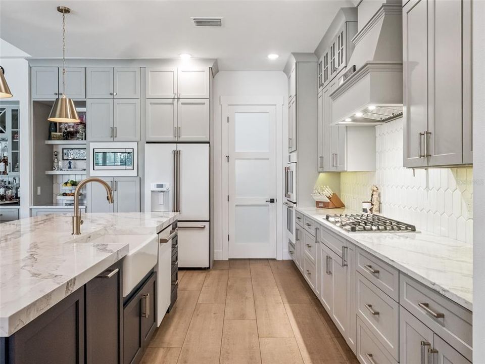 Active With Contract: $1,695,000 (4 beds, 3 baths, 3838 Square Feet)
