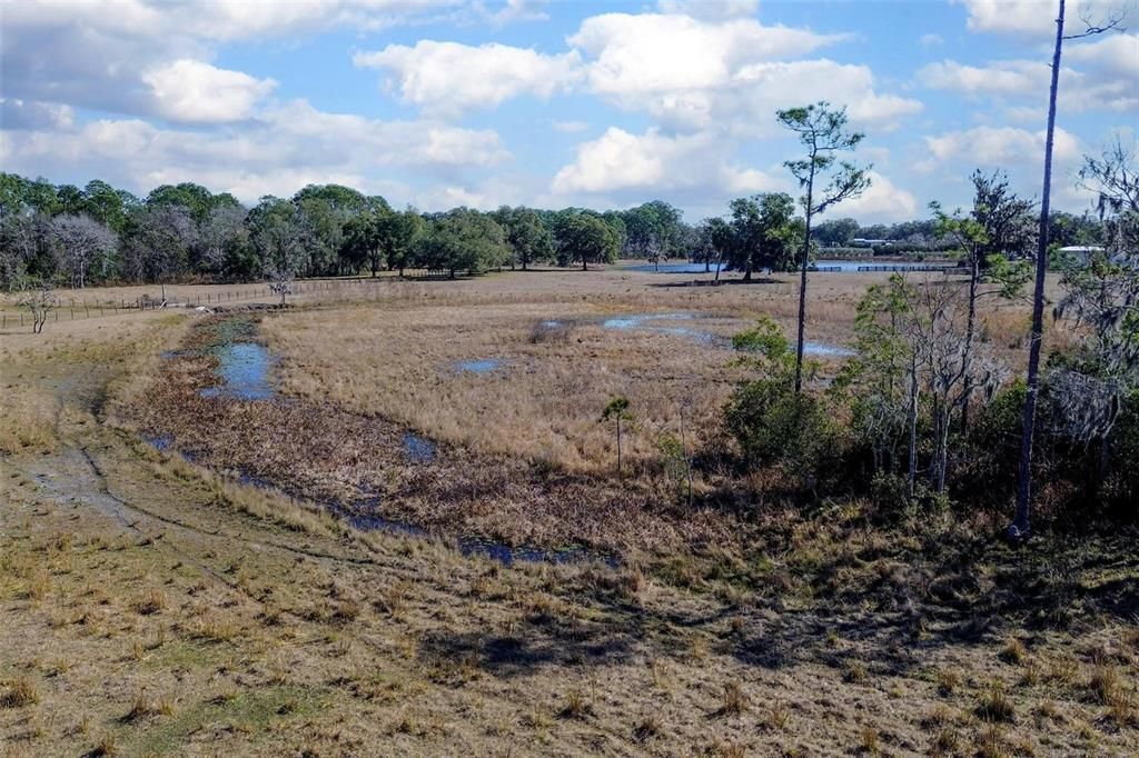 待售: $1,025,000 (22.30 acres)
