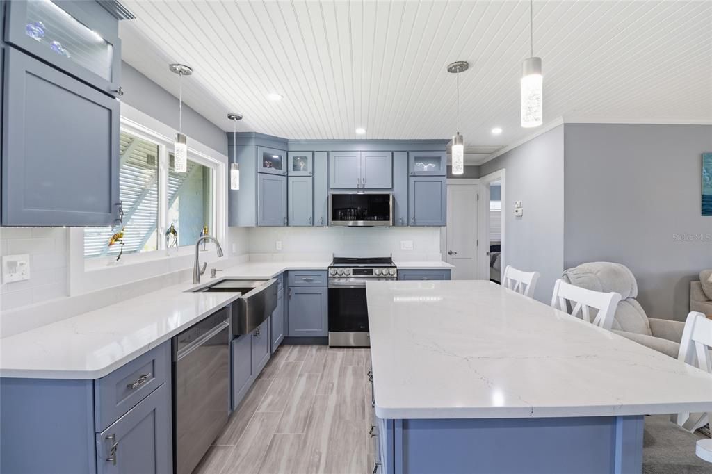For Sale: $675,000 (3 beds, 2 baths, 1490 Square Feet)
