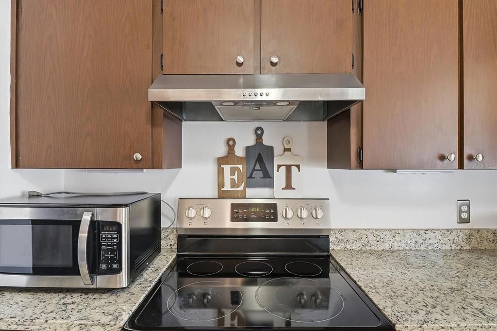 En Venta: $194,000 (2 camas, 2 baños, 988 Pies cuadrados)