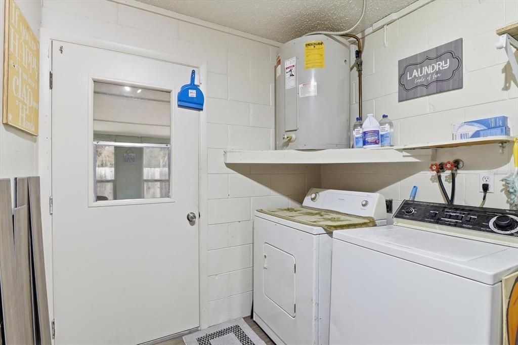 En Venta: $194,000 (2 camas, 2 baños, 988 Pies cuadrados)