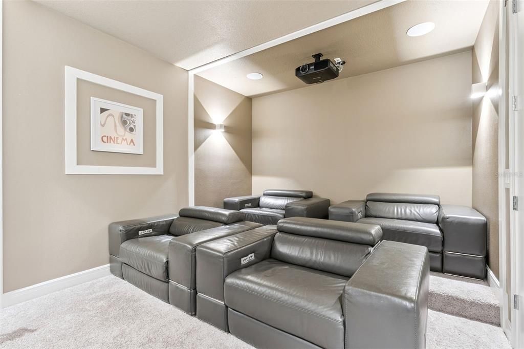 En Venta: $1,399,900 (5 camas, 4 baños, 4263 Pies cuadrados)