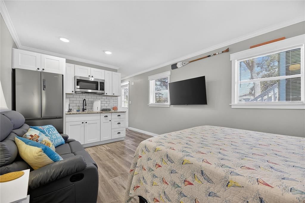 En Venta: $639,000 (4 camas, 3 baños, 1545 Pies cuadrados)