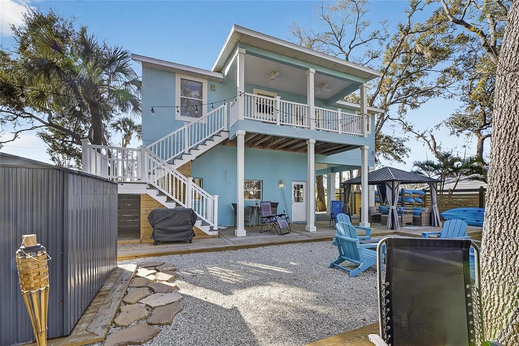 En Venta: $639,000 (4 camas, 3 baños, 1545 Pies cuadrados)