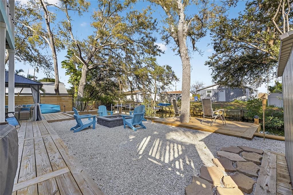 En Venta: $639,000 (4 camas, 3 baños, 1545 Pies cuadrados)