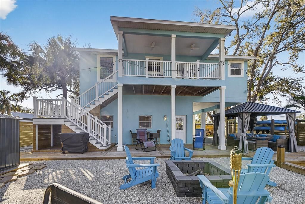 En Venta: $639,000 (4 camas, 3 baños, 1545 Pies cuadrados)