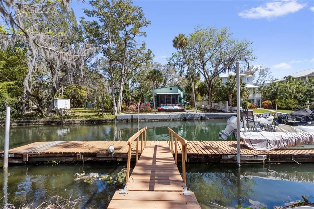 На продажу: $398,000 (3 спален, 2 ванн, 1551 Квадратных фут)