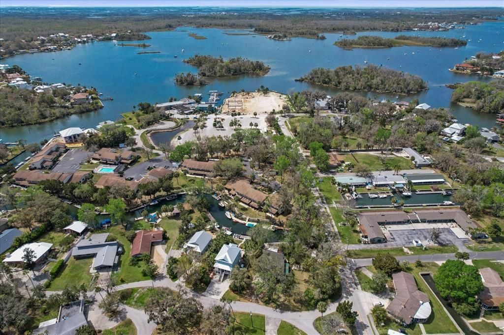 На продажу: $398,000 (3 спален, 2 ванн, 1551 Квадратных фут)