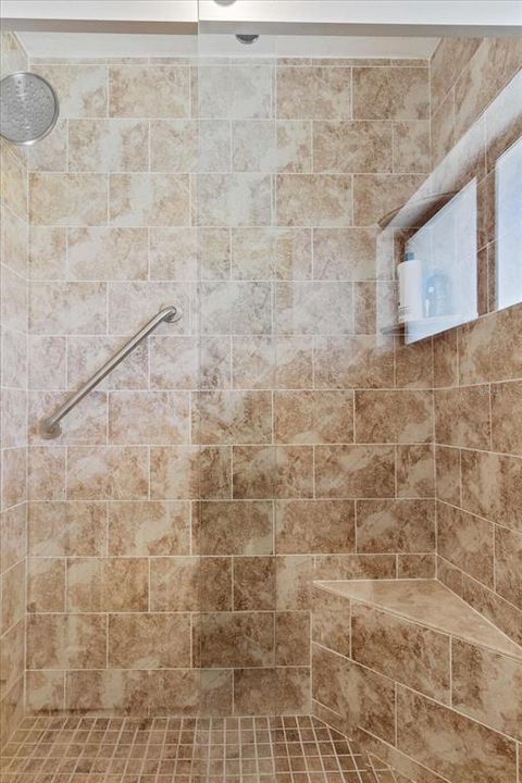 На продажу: $398,000 (3 спален, 2 ванн, 1551 Квадратных фут)