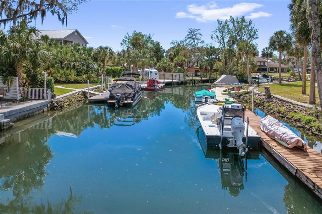 На продажу: $398,000 (3 спален, 2 ванн, 1551 Квадратных фут)