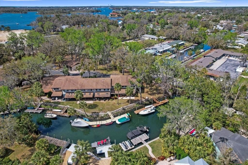 На продажу: $398,000 (3 спален, 2 ванн, 1551 Квадратных фут)