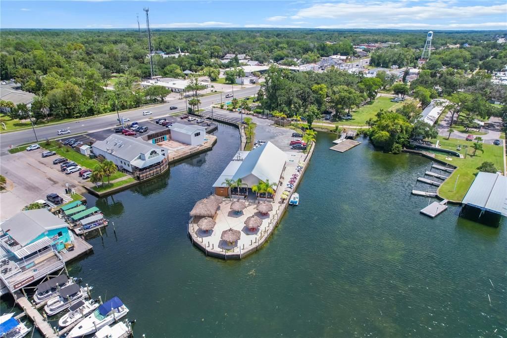 На продажу: $398,000 (3 спален, 2 ванн, 1551 Квадратных фут)