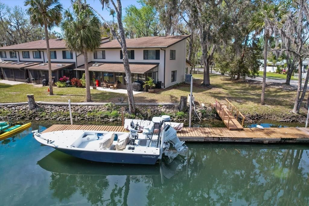 На продажу: $398,000 (3 спален, 2 ванн, 1551 Квадратных фут)