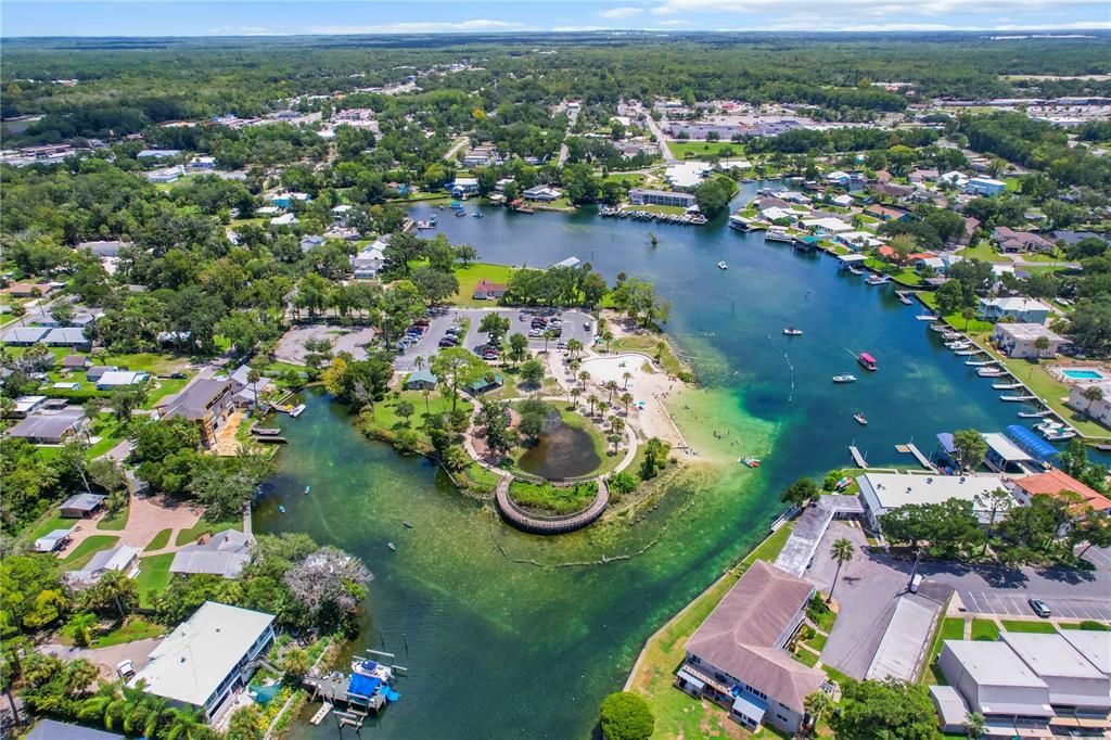 На продажу: $398,000 (3 спален, 2 ванн, 1551 Квадратных фут)