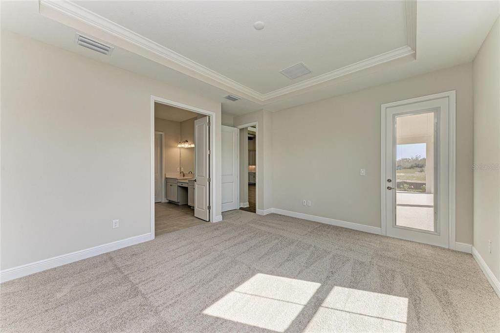 Active With Contract: $839,990 (5 beds, 4 baths, 3144 Square Feet)